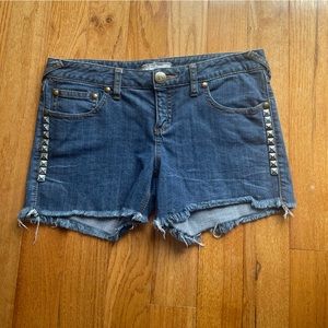Free people denim shorts women’s size 31